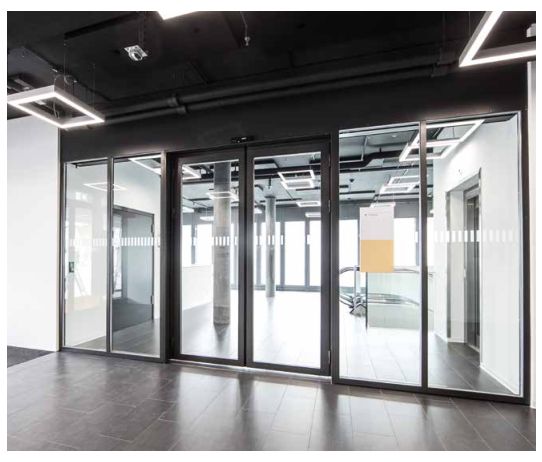 Porte coulissante coupe-feu - Automatique et Résistante - Gilgen Door Systems_3