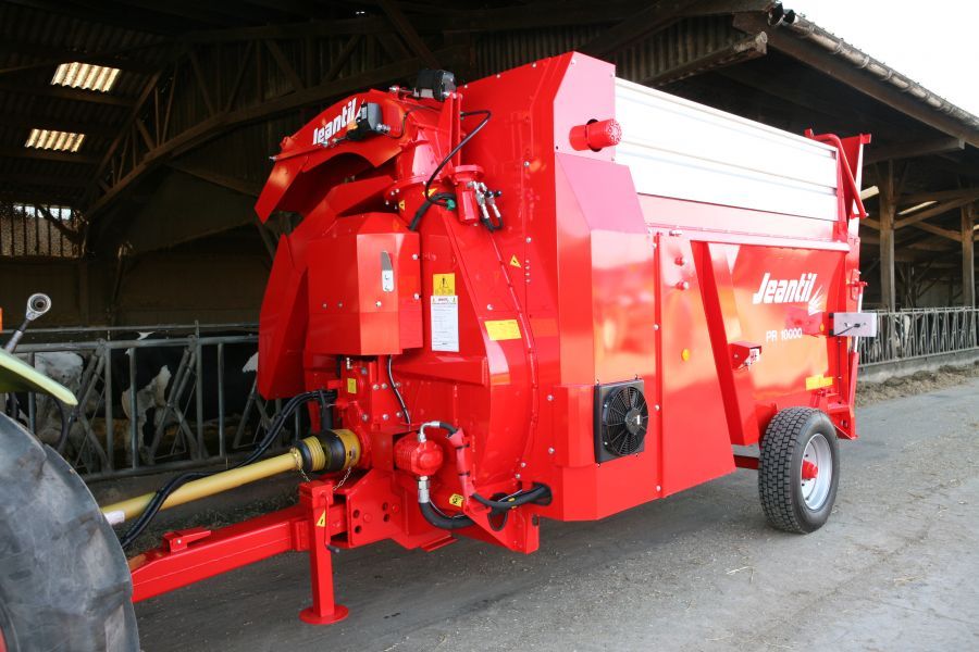 Pr 8000 et 10000 gm pailleuse agricole - jeantil - pour bottes rondes ou cubiques_3