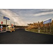 Cb2.9 rouleau tandem vibrant - caterpillar - machine de 3 à 3.5t métrique._3