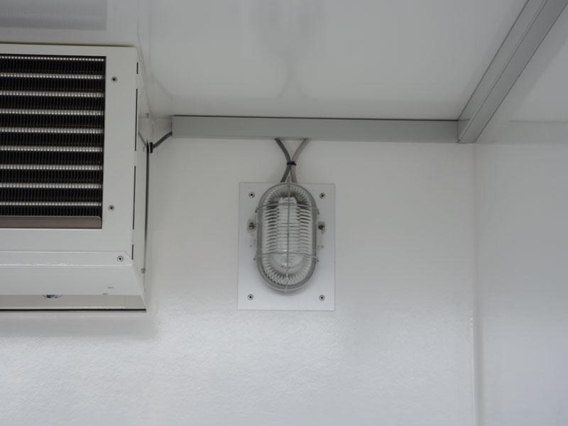 Remorque frigorifique - 2,45 X 1,45 X 1,80 M - AZKF 2725/145 FRIGO_3