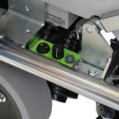 Autolaveuse autoportée Drivematic Delarge - rendement imbattable, ergonomie et silence_3