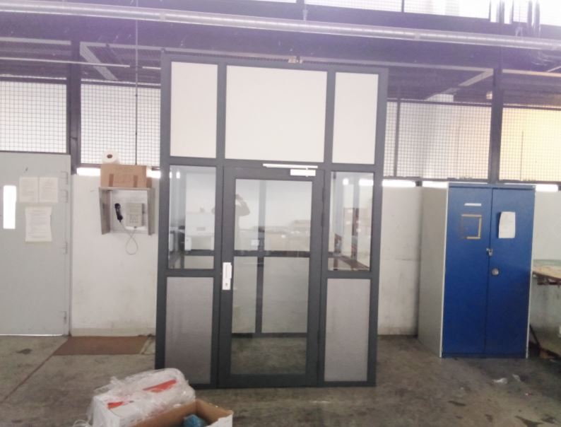 Cabine fumeur Standard  atelier 4, 5 personnes 4 faces autoportantes_3