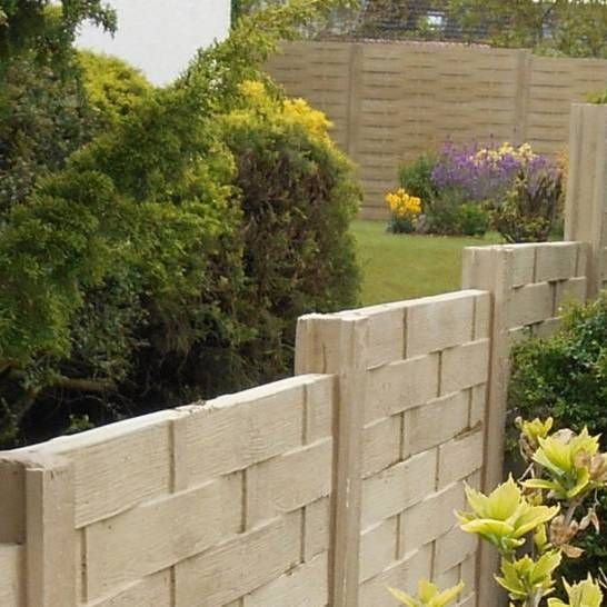 Clôture en béton made in France avec moulage imitation bois
