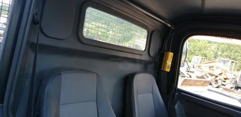 MEGA multitruck electrique pour pièce_3