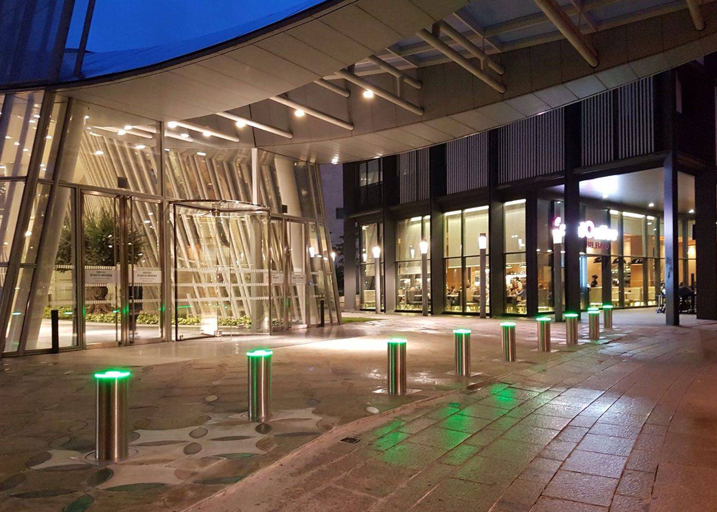 Borne télescopique automatique conçue pour contrôler les accès sur la voie publique et dans les copropriétés, entreprises - h6008_3