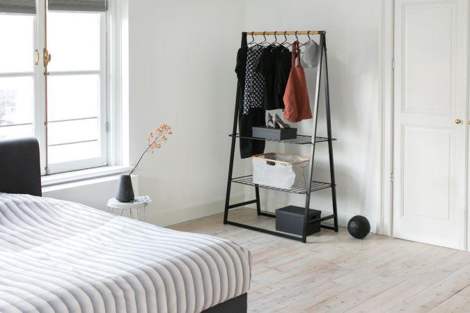 Portant pour vêtements Linn -Large - Black avec barre en bambou et étagères réglables - idéal pour suspendre, aérer et sécher vos vêtements_3