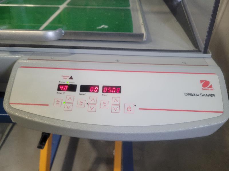 Incubateur réfrigéré OHAUS ISHD23CDG avec agitation orbitale_3