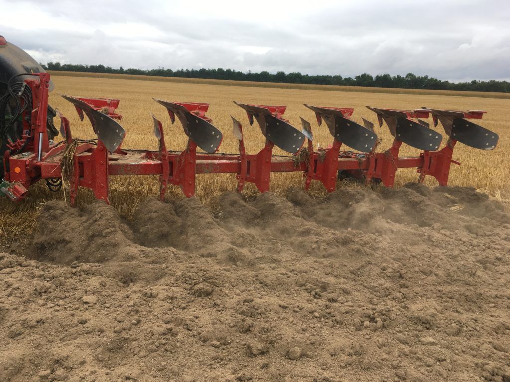 Charrue tc 75 - charrue agricole - mag demblon- poids boulon de cisaillement de 4 à 7 corps_3