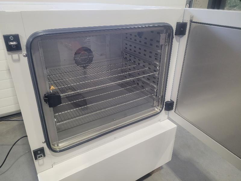 Incubateur / étuve réfrigéré BINDER KB-115 avec convection forcée 100°C_3