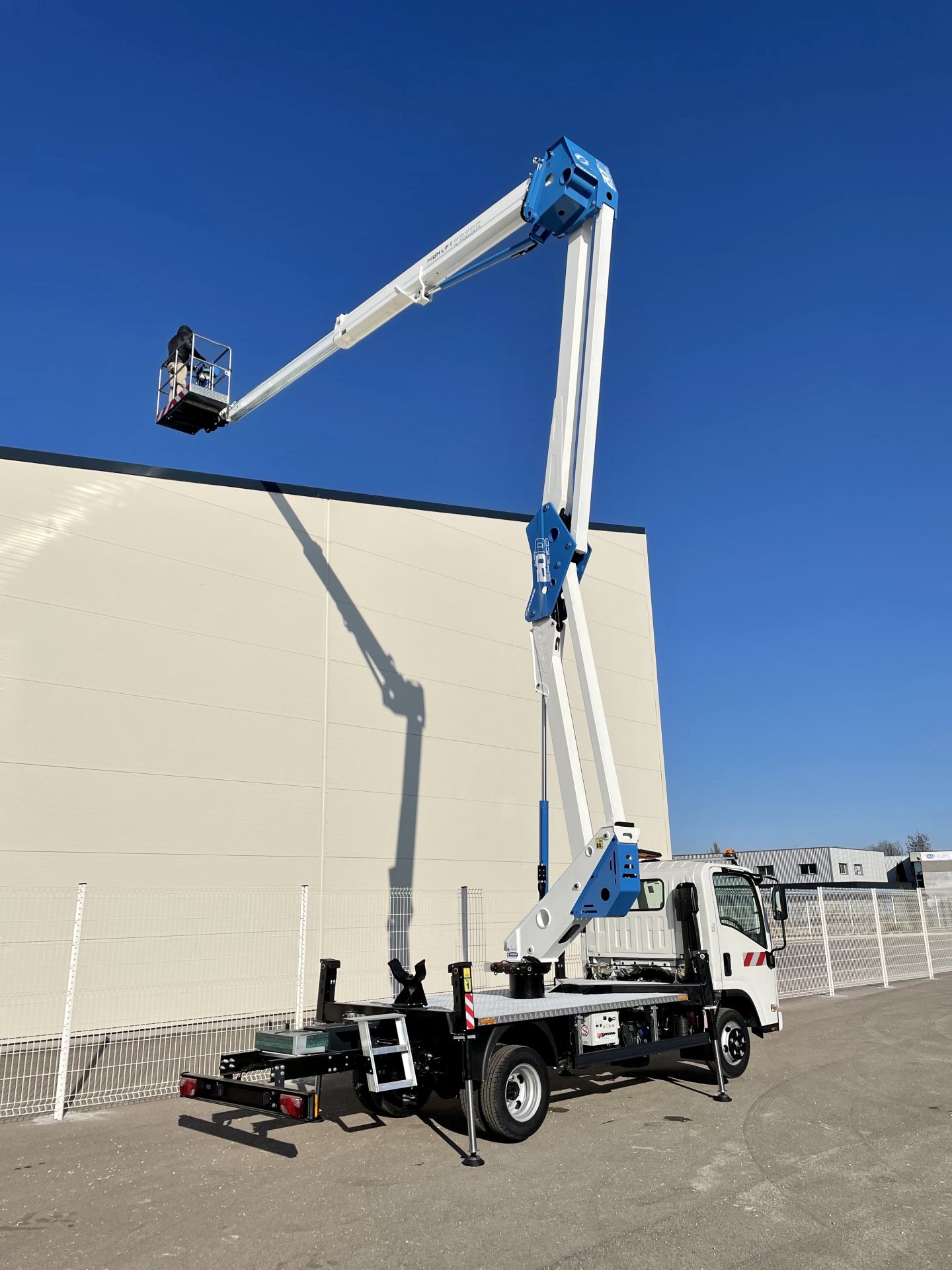 Nacelle articulée 20d speed (h h) - camion nacelle_0