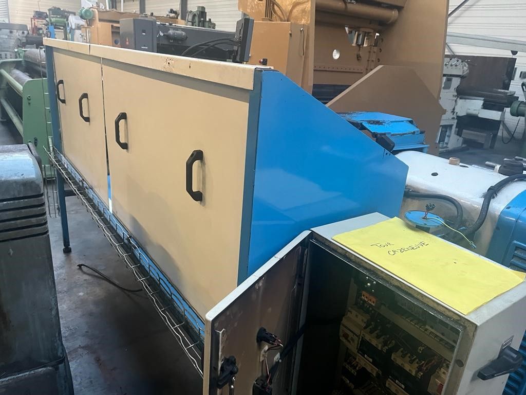 Tour conventionnel CAZENEUVE HB 725 x 1500 - réf 3633 - Distance entre pointes 1500 mm - Diamètre 725 mm au-dessus du banc_3