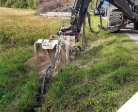 Trancheuse de sol à chaîne pour pelle CHD 120S B - tranchées prédéfinies sur terrains végétaux_3