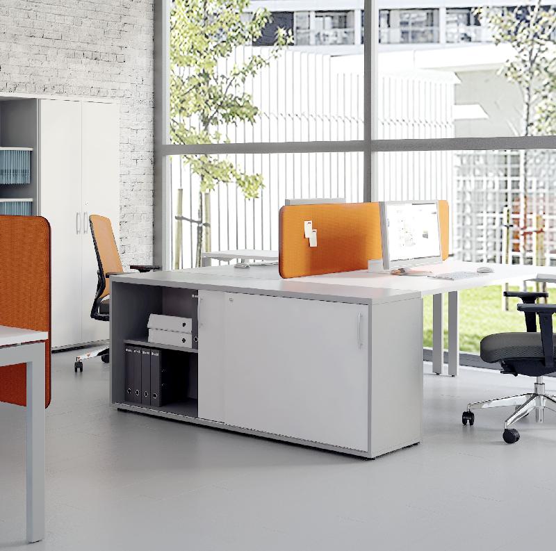 Armoire basse coulissante - MDD - Gris aluminium, Avec socle de finition, Blanc_3