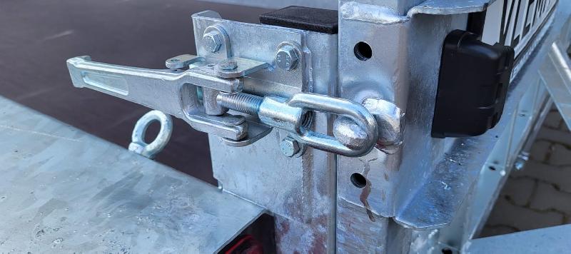 TM 4m x 1m50 porte engin 3 x essieux 1500 kg_3