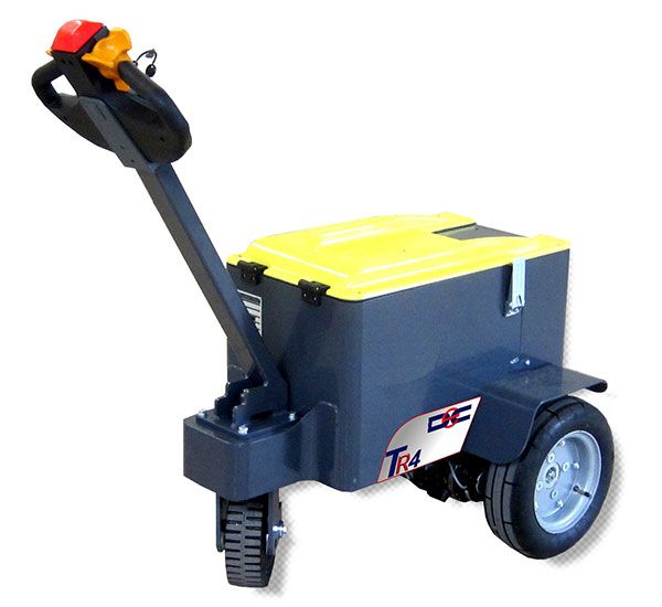 TR 30 - Tracteur pousseur Innovep - Capacité de traction 3000 kg - Freinage électrique, roues gonflables, timon pivotant_0