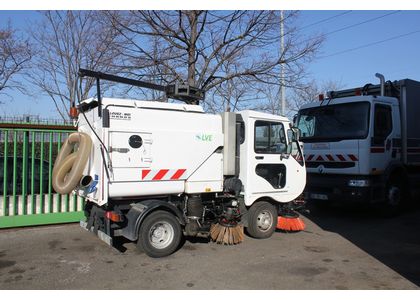 Balayeuse aspiratrice 2,5m3 - Scarab Minor - Double aspiration, pompe haute pression 120 bars et climatisation_3