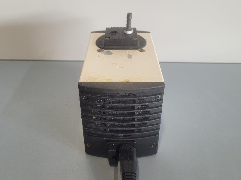 Mini pompe à vide à membrane KNF LABOPORT N 86 KT.18_3