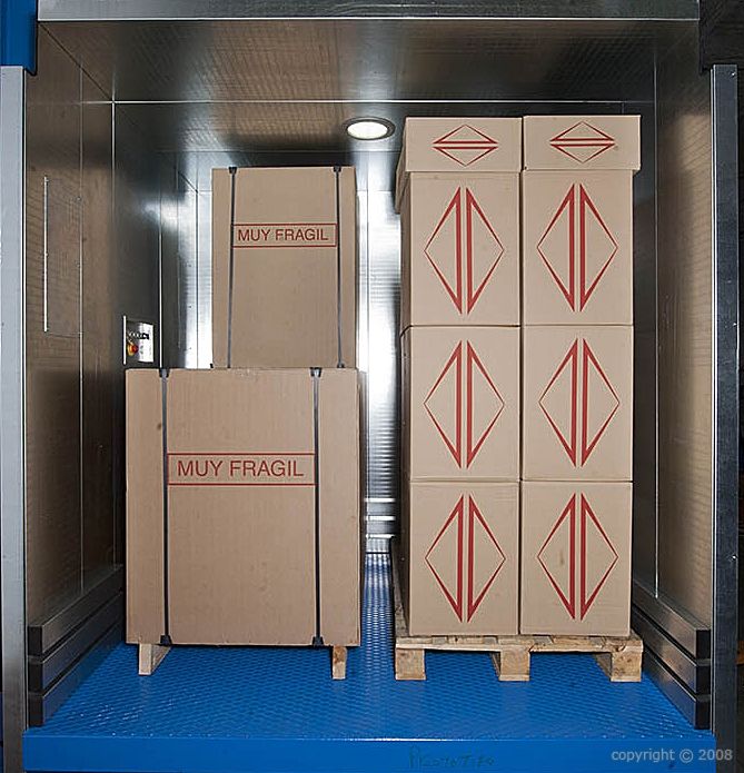 Monte-charge accompagné EHM - polyvalent et personnalisable - capacité de 1000 à 5000kg_3