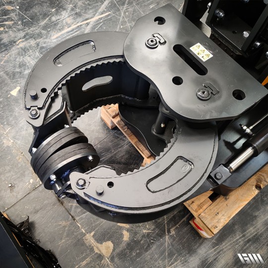 Multi-outils vibrant Plury Malaguti - accessoires modulables pour compactage, découpe et enfoncement - 10 modèles pour excavatrices de 1 à 40 tonnes_3