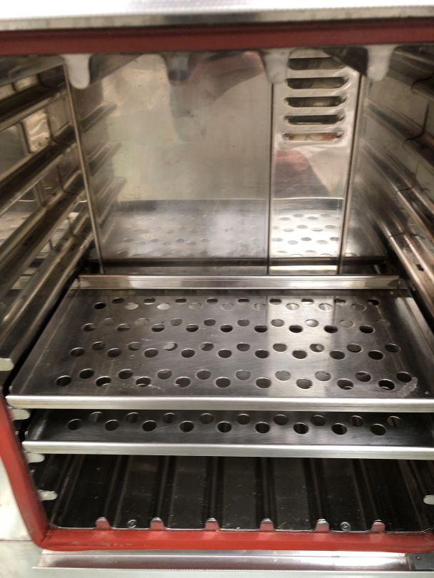 Étuve memmert u30 d'occasion pour usage scientifique