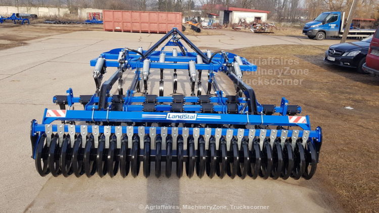 Déchaumeur à dents Landstal LST APB 300 - attelage porté arrière, largeur 3m, rouleaux et sécurité non-stop_3