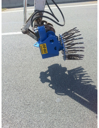 Brosse desherbage rb80 pour le nettoyage des chantiers, le désherbage non chimique sur les pavés_3