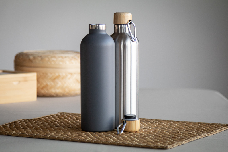 Thermos - isotherme double paroi en acier inoxydable avec couvercle en bambou et mousqueton - 500 ml_3