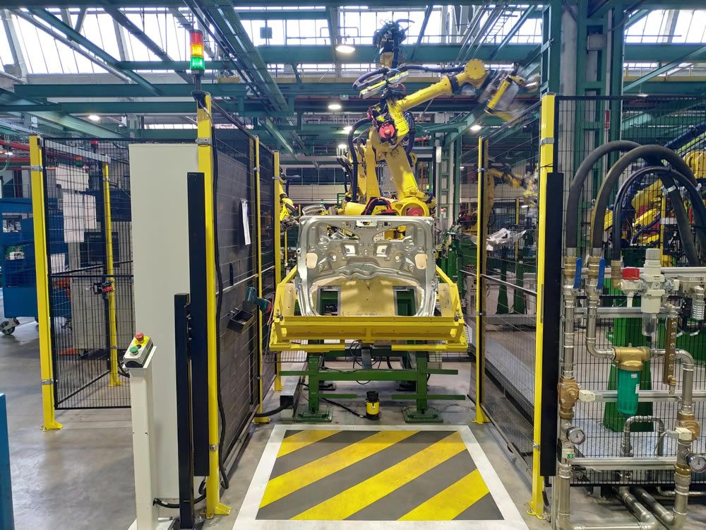 Biw - ligne d'assemblage - ingemat -  analyse et simulation robcad et de sertissage_3