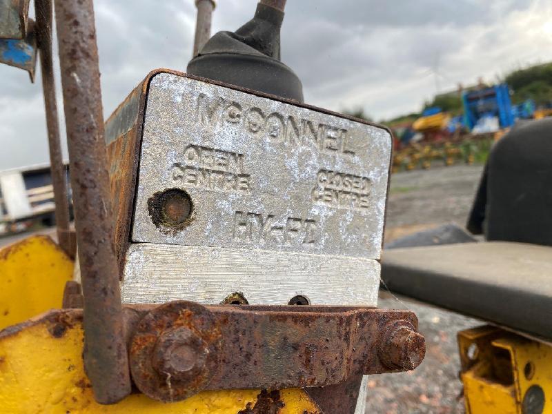 Pelle agricole Mc Connel NC en état NC