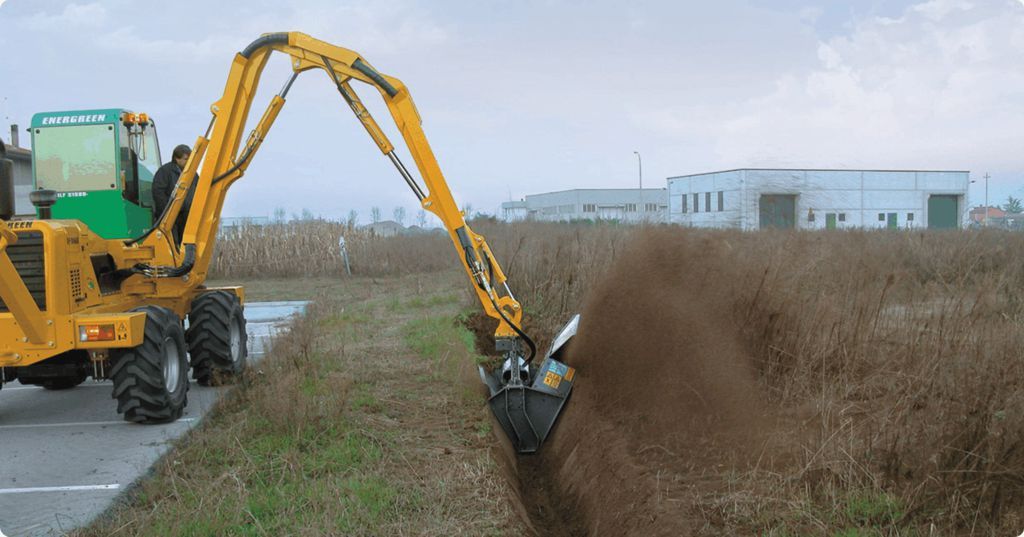 Cureuses de fossés et rigoleuses roto-trancheuses hydrauliques - dondi - vitesse 0.8 à 1.2 km/h_3