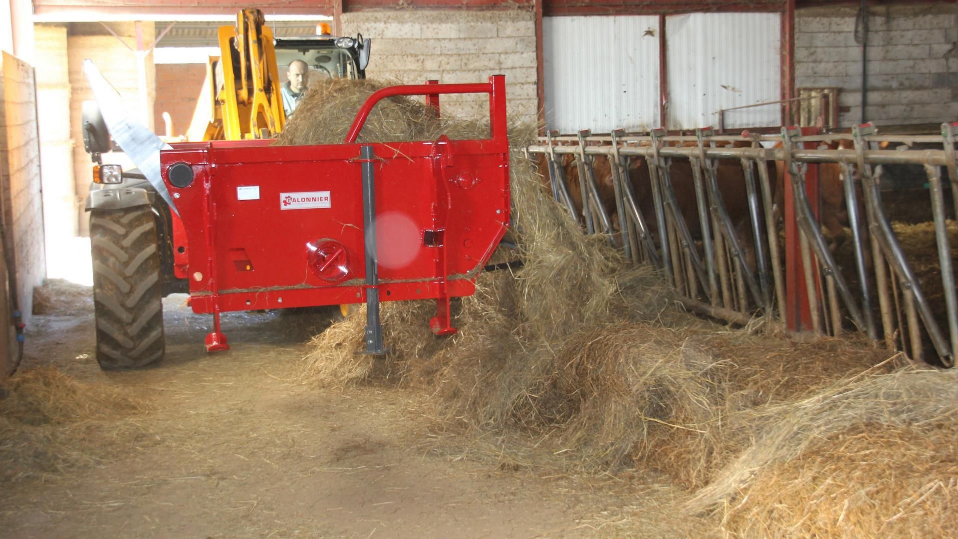 Dérouleuses pailleuses sur pique balles - Galonnier - AutoConnect - balles rondes jusqu'à 1,80 m et 1000 kg_3