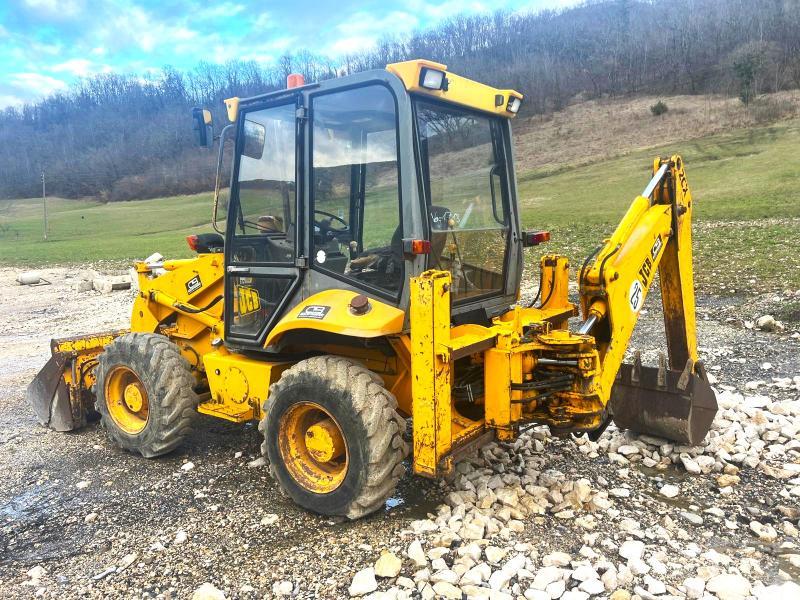 JCB 2CX Tractopelle_3