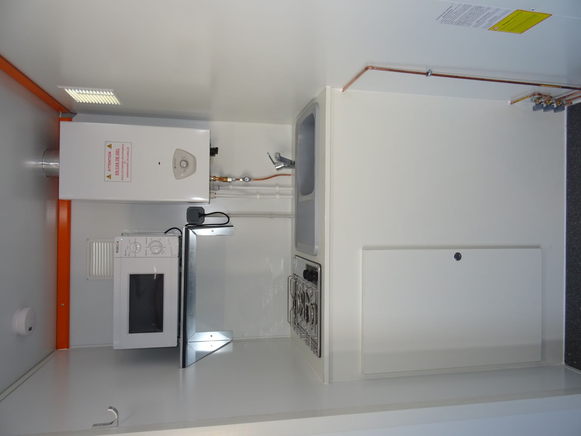 Base vie mobile - 1600/1800 kg - 5/6 personnes_3