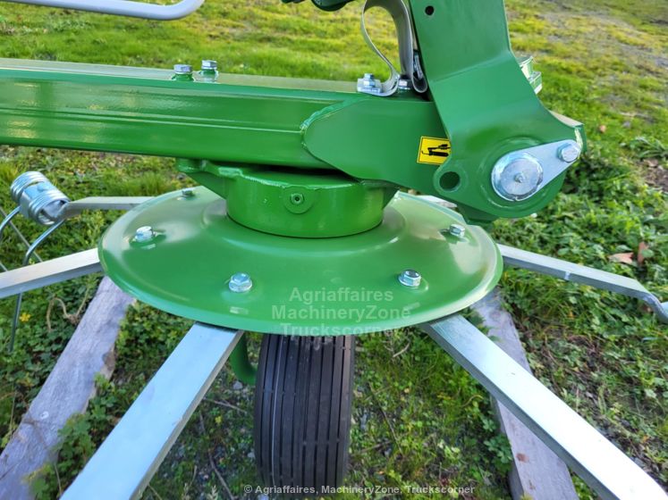 Faneur avec 6 toupies et 7 bras doubles dents - Pronar PWP770 - largeur 7,7 m, neuf 2022_3