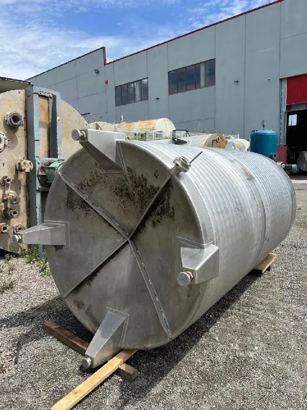 Cuve inox 5 000 litres avec agitation et veste d'occasion - référence : c8265_3