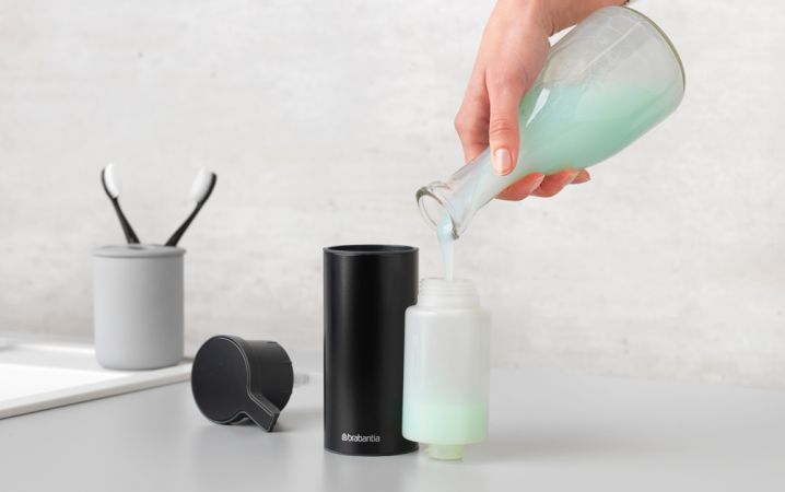 Distributeur de savon Brabantia Profile Matt Black - 200 ml - Anti-goutte - Base antidérapante_3