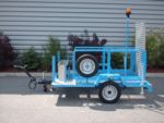 Remorque porte panneaux et feux tricolores de chantier sur mesure charge de 750Kg à 1100Kg_3
