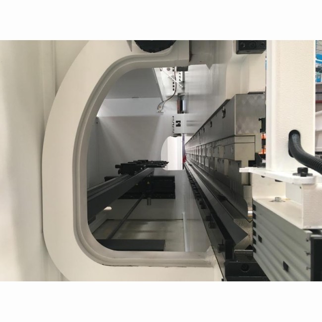 Presse plieuse hydraulique conventionnelle ADFORM - APH - Gamme de 1250 mm à 4100 mm - Puissance de 40T à 300T_3