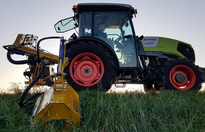 Débroussailleuse pour végétation dense et buissons