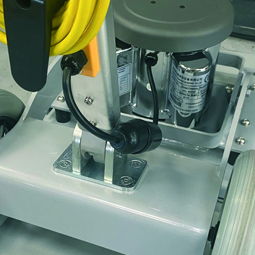 Monobrosse robuste TF-1517S - Finition lisse et uniforme pour sols, conception en fonte d'aluminium_3