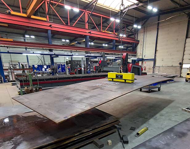 Aimant de levage sur batterie - EPMB 3000 - Charge 1500 à 3000 kg - Dimensions 560x340x500 mm_3