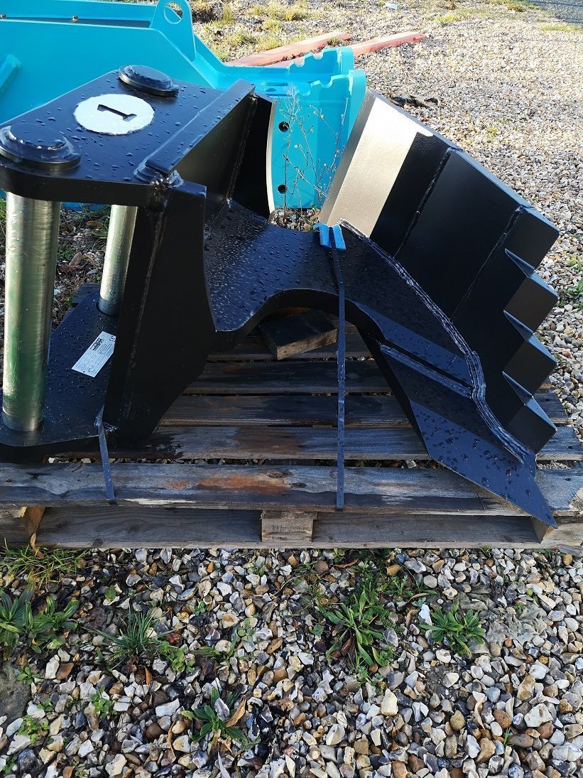 Dents de dessouchage pour pelle de 3 à 30 tonnes_4