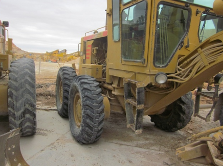 Niveleuse caterpillar 140 g / 1990 / 36300 h_3