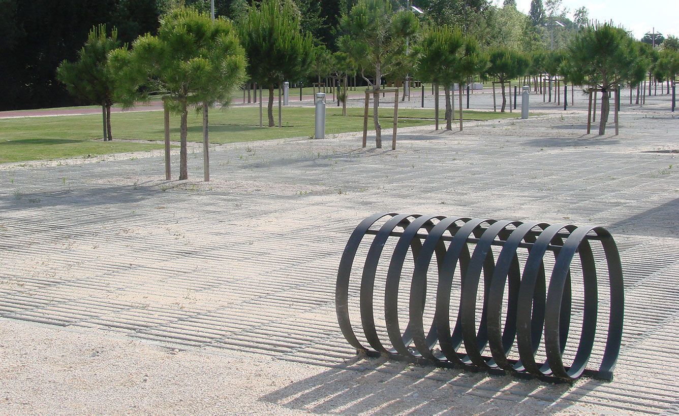 Contínuo parking à vélos - Larusdesign - acier - jusqu'à 8 vélos_3