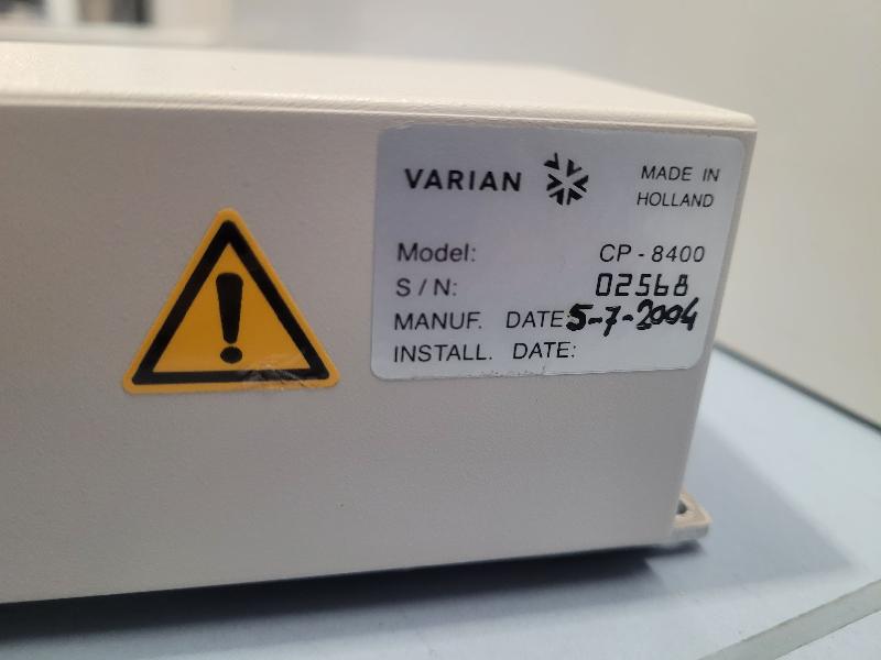 3 autosamplers / passeurs de chromatographe VARIAN / BRUKER CP-8400 pour pièces_3