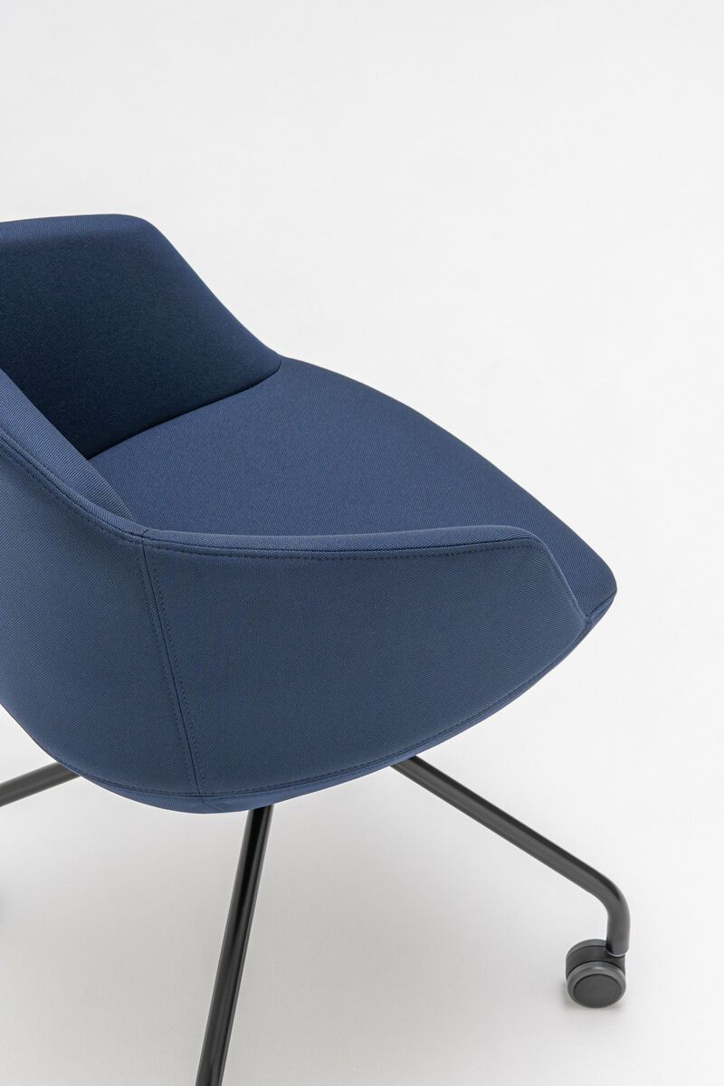 Chaise en mousse ininflammable ULTRA - Piétement à roulettes - Assise rembourrée - Charge max. 120 kg_3