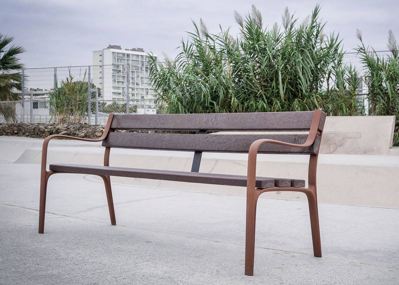 Banc public Citizen Eco UM301PR - sans entretien en plastique recyclé, design Eugeni Quitllet_3