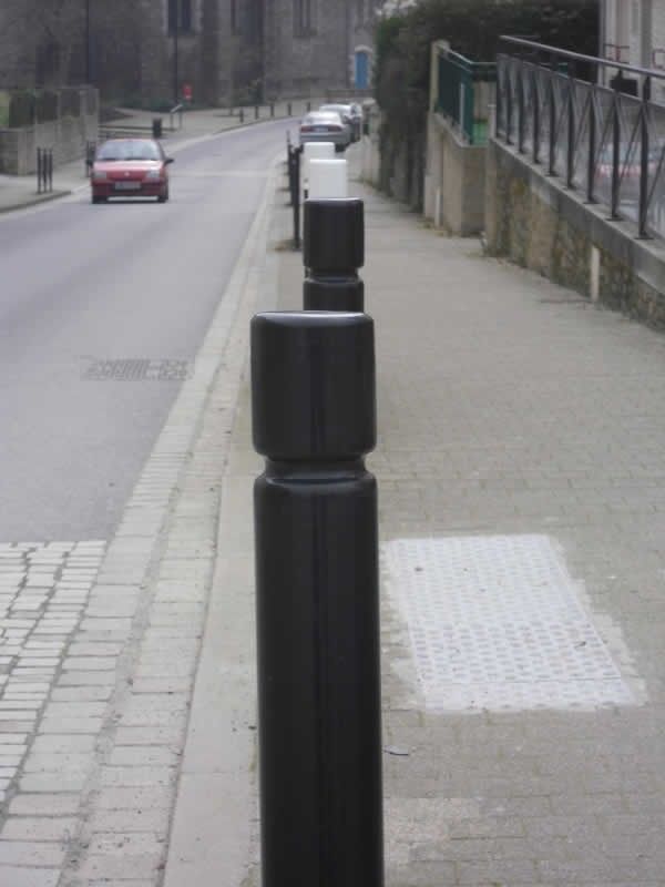 Potelets fixes 02.11 - Gorge, Ø88,9mm, hauteur hors-sol 1,10 à 1,20m - Fixe à sceller_3