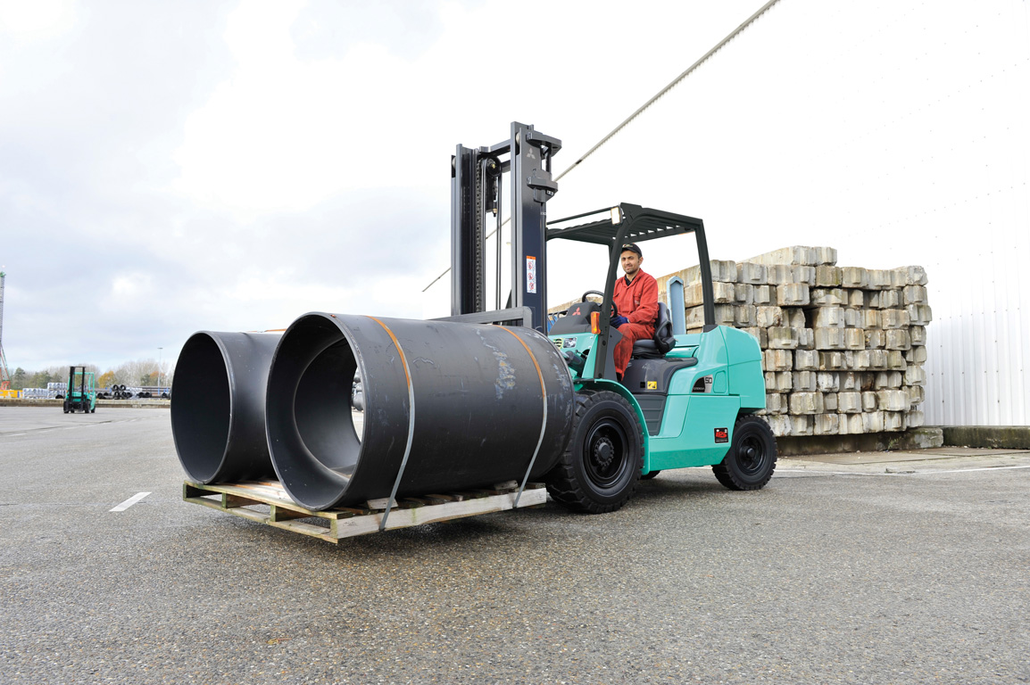 Location courte durée - Chariot élévateur thermique Mitsubishi FD/FG45N Grendia EX 4500 kg - 4 roues pneumatiques_3