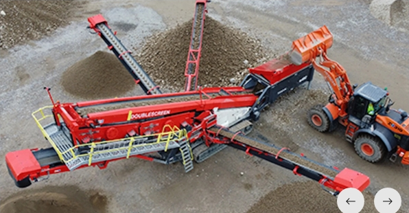 Crible mobile sur chenille à 3 étages - Technologie Doublescreen - Sandvik QA452_3